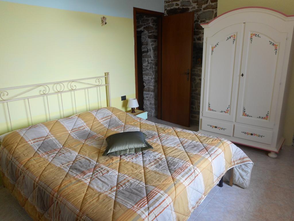 Agriturismo Cascina Serra Cossano Belbo Ngoại thất bức ảnh