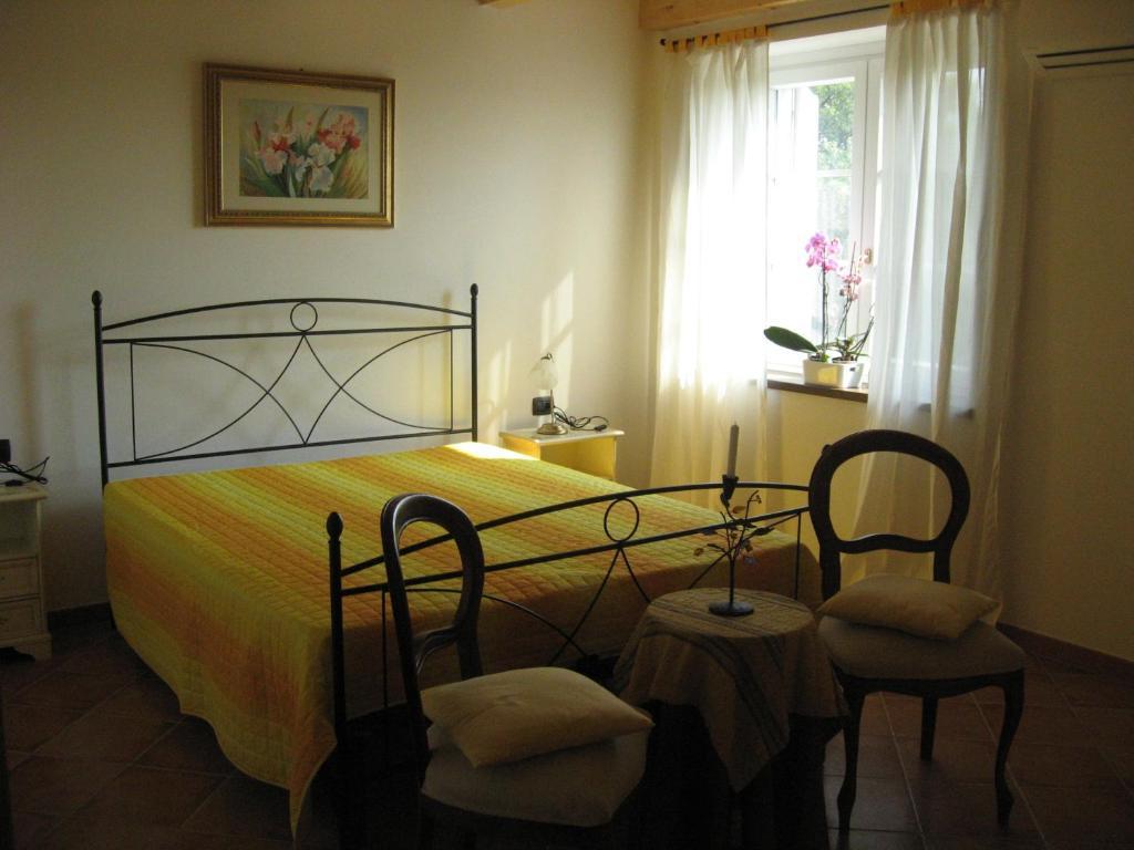 Agriturismo Cascina Serra Cossano Belbo Phòng bức ảnh