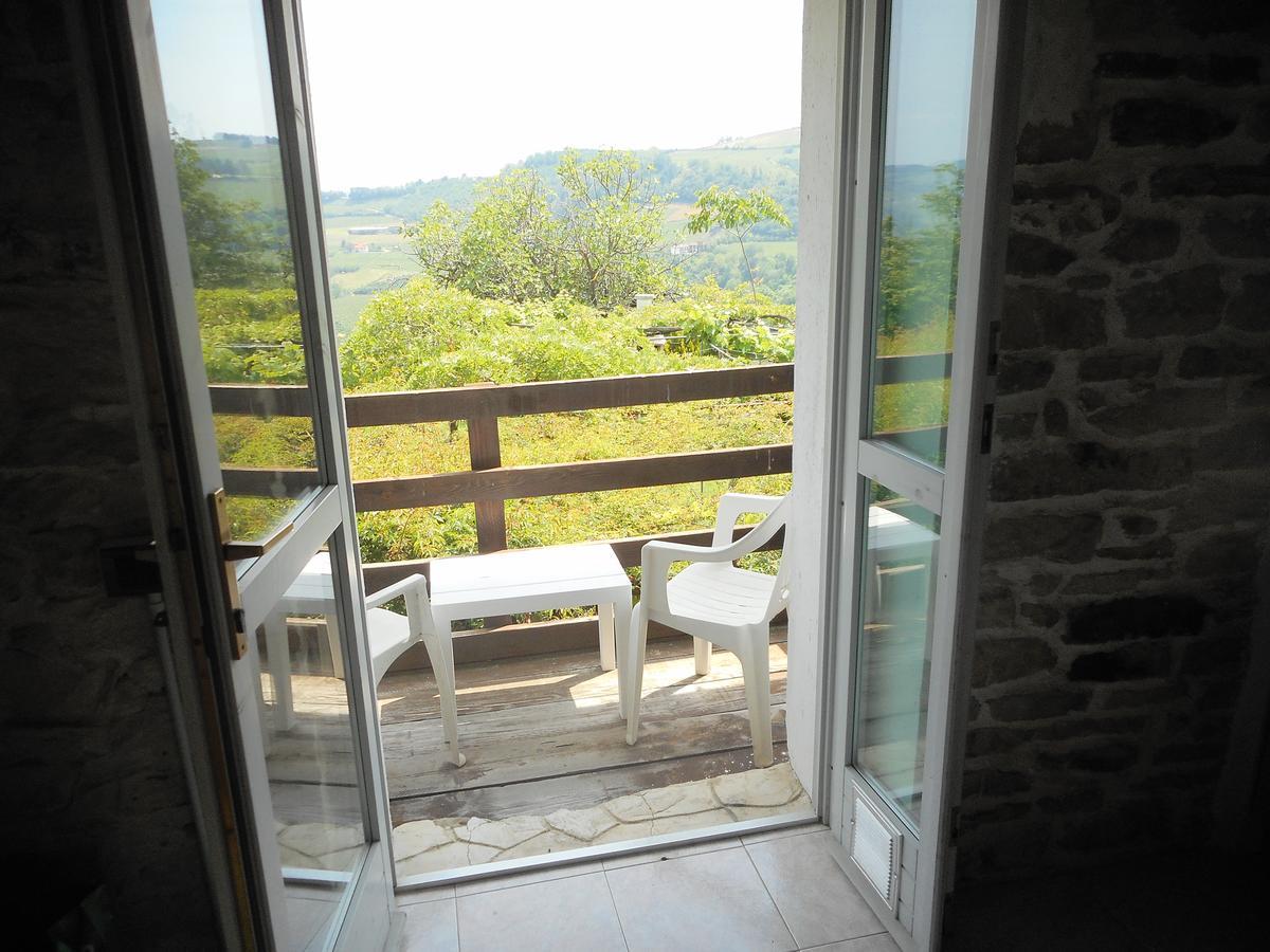 Agriturismo Cascina Serra Cossano Belbo Ngoại thất bức ảnh