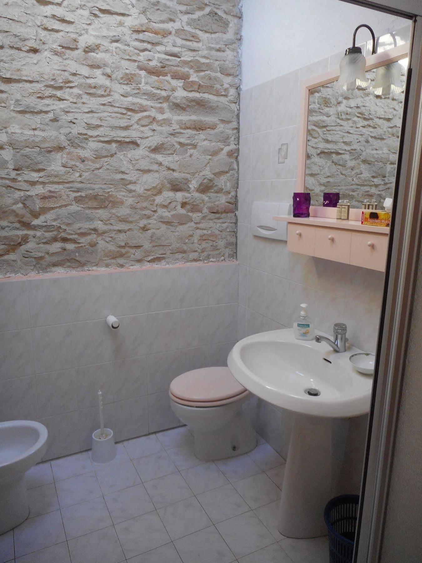 Agriturismo Cascina Serra Cossano Belbo Ngoại thất bức ảnh