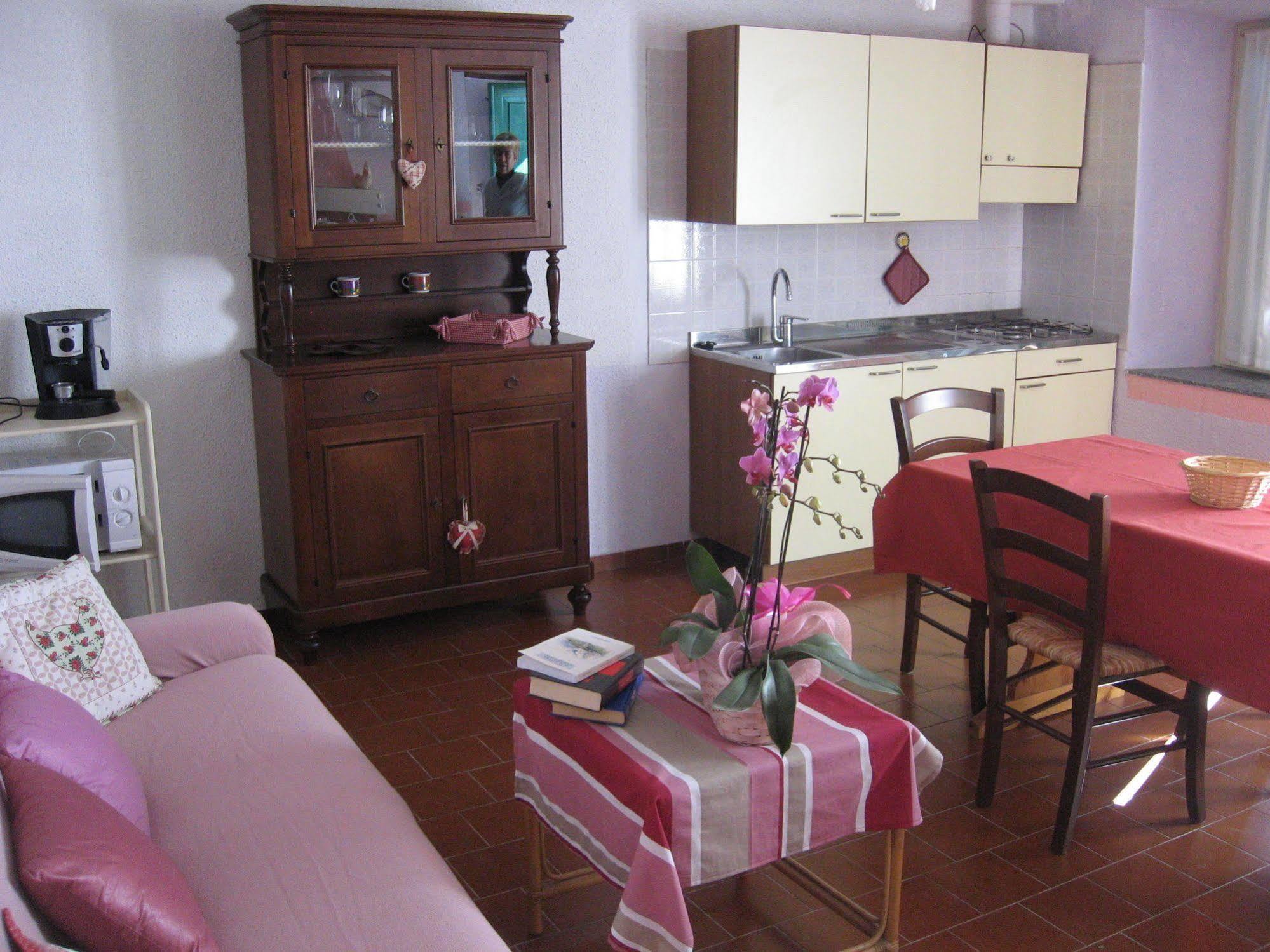 Agriturismo Cascina Serra Cossano Belbo Ngoại thất bức ảnh